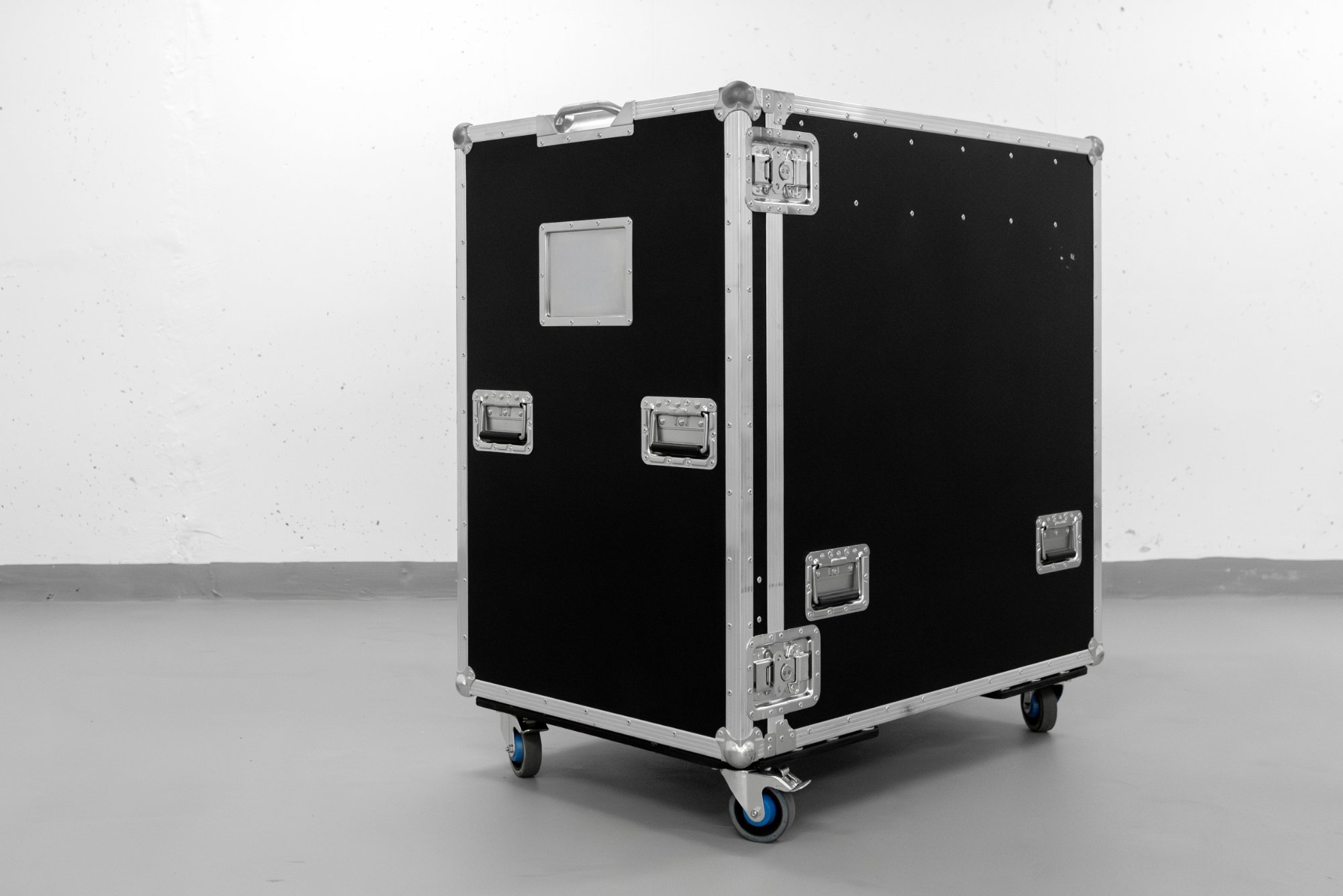 Kompaktní transportní case — realizace TAKEBOX